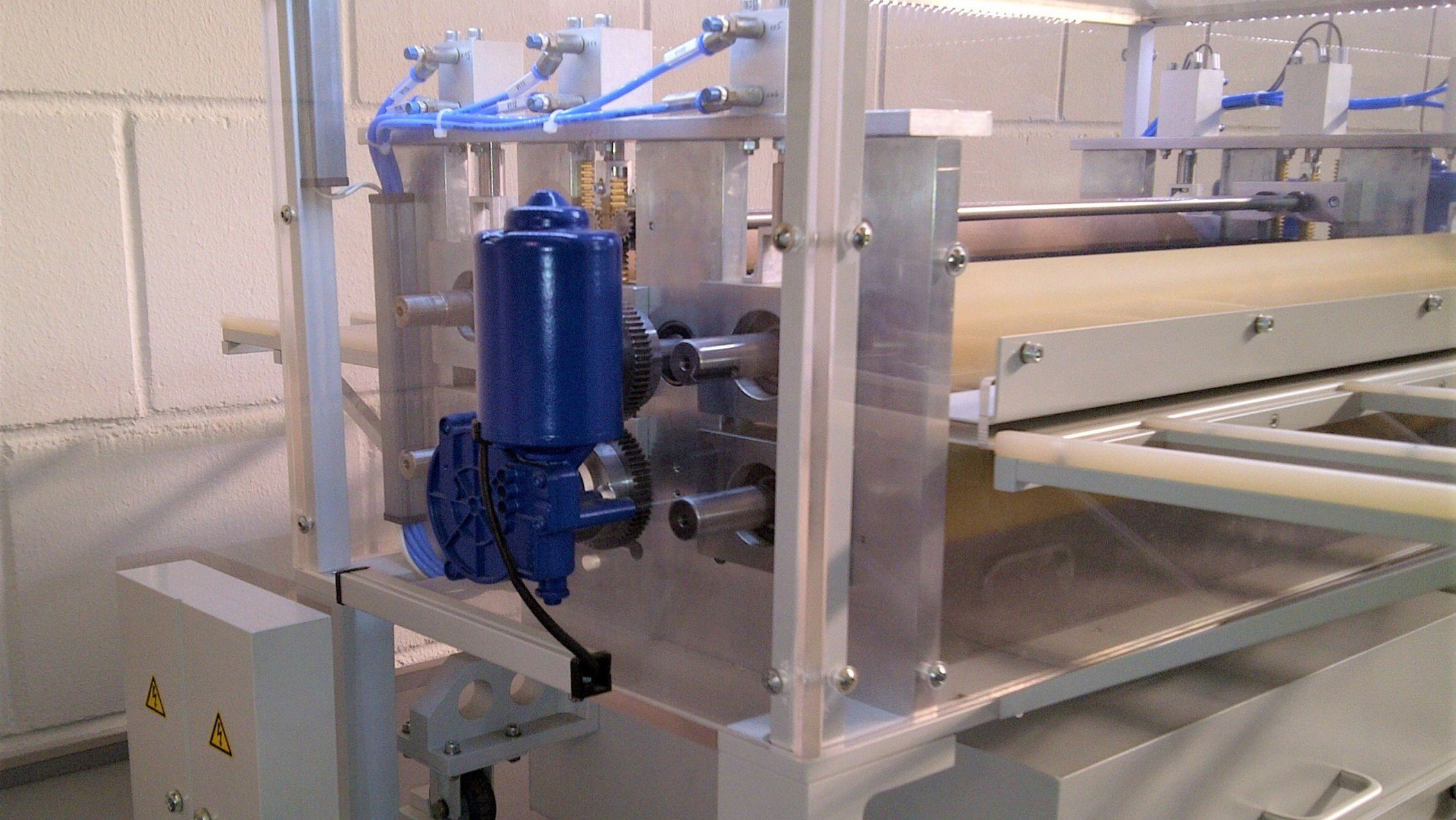 Two NCCM<sup>®</sup> Premier Yellow rolls in a pinch application